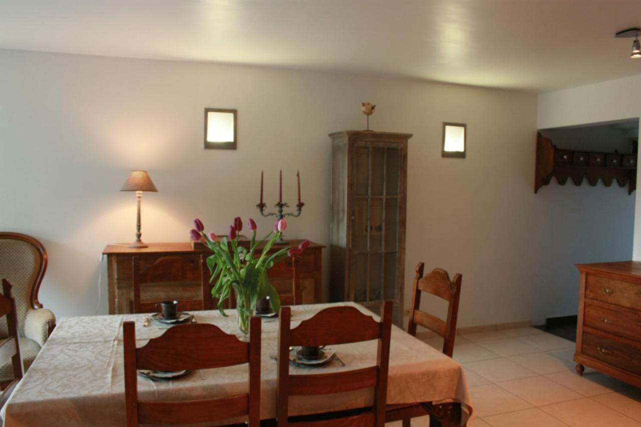 B&B Chession Falaen Exterior photo